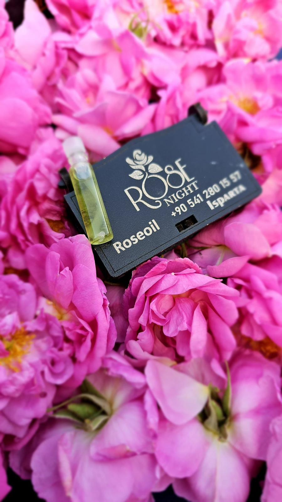 🌹 Gül Yağı Nasıl Kullanılır? | Rosa Damascena Rose Oil